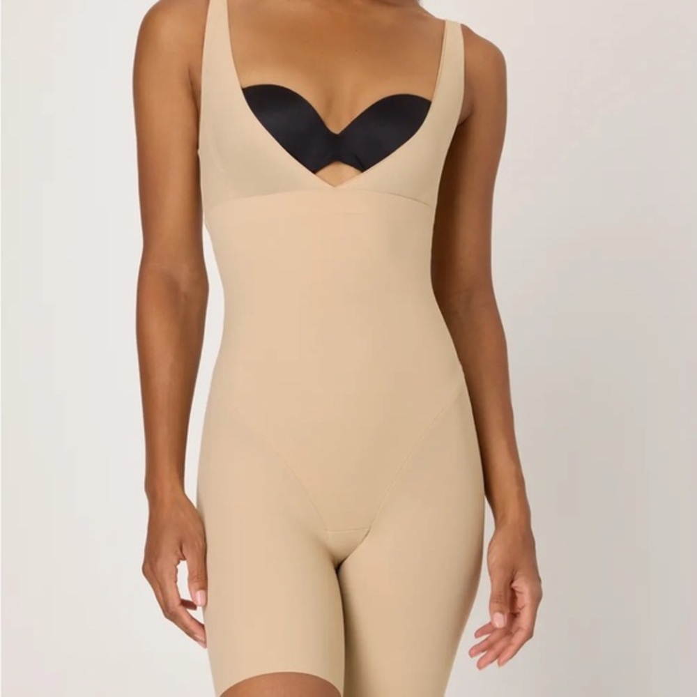✨ Maidenform Beige Firm Control‎ Open Bust Shapewear Bodysuit L NWOT ✨